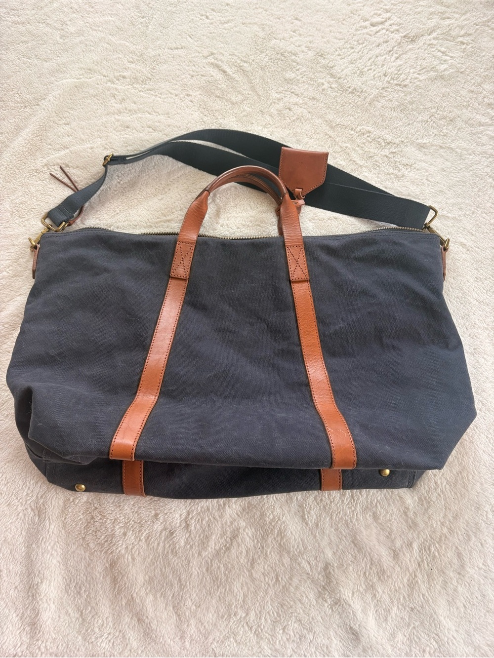 Madewell The Essential Overnight Bag in Canvas, Black Sea - NWT - Picture 8 of 14